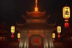 《潮汐线》退潮后滩涂与堤坝的剧情配图